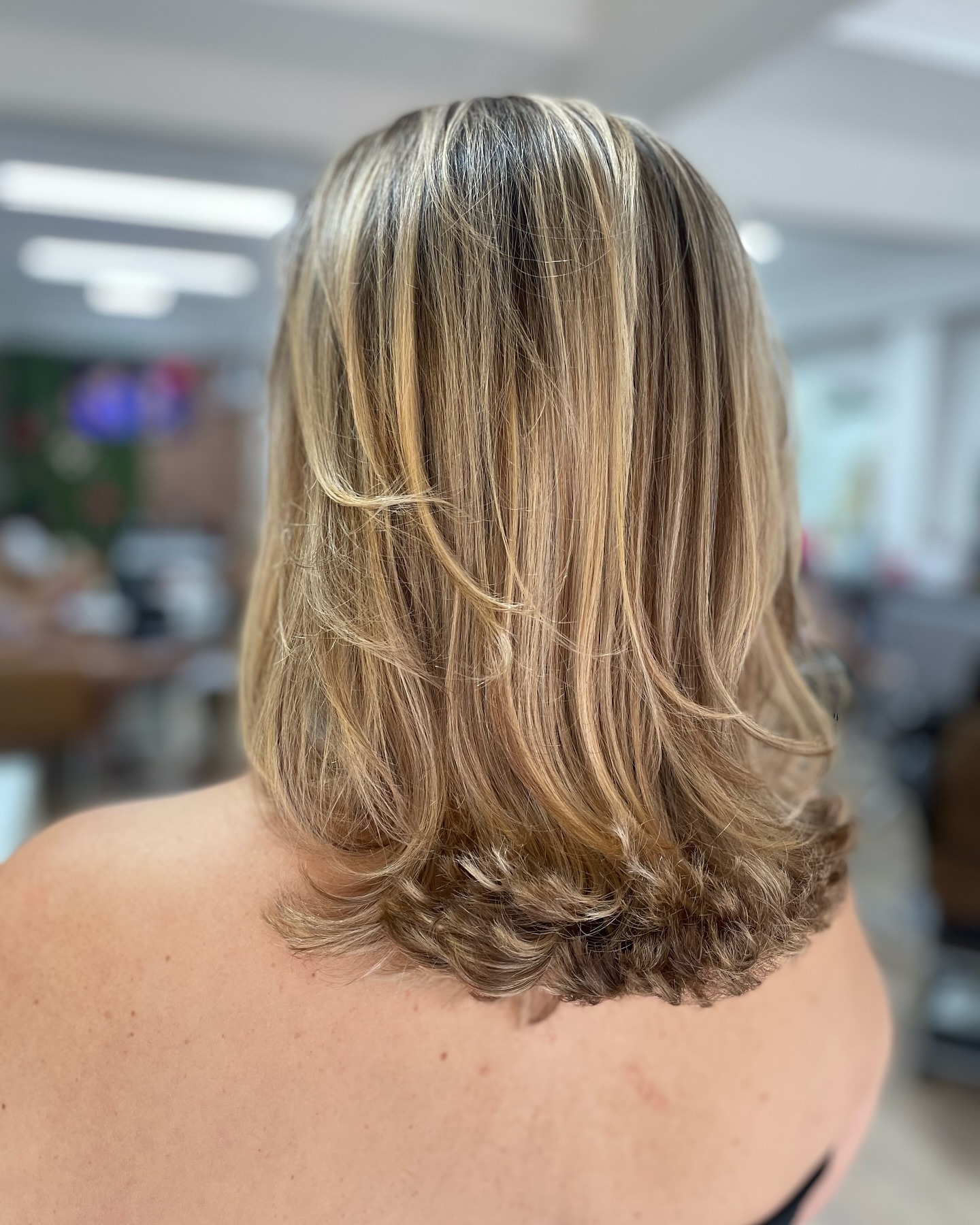 Luzes e Mechas em Cariacica – Cacileia Beauty Studio