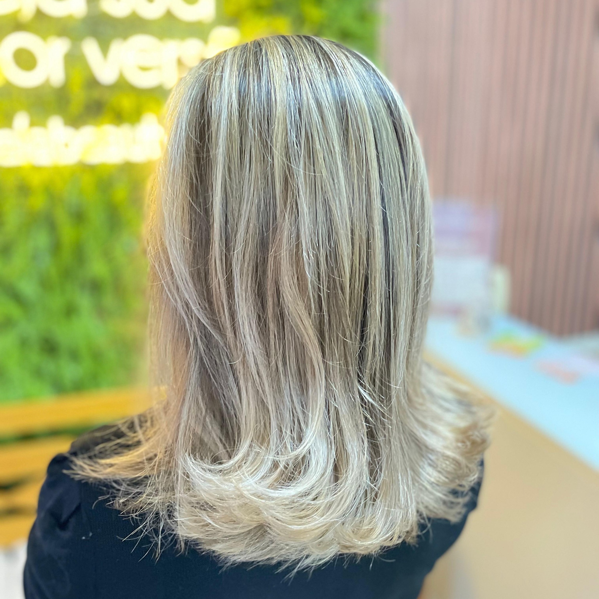 Luzes e Mechas em Cariacica – Cacileia Beauty Studio